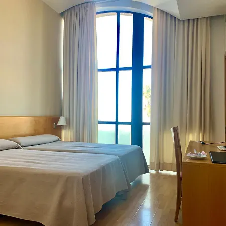 Hotel Don Polvorón 3*